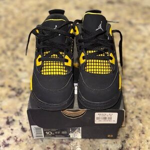 Kids Jordan 4 “Thunder”